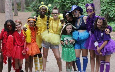 PARENTS: 8 Tips for Choosing the Best Summer Camp For Your Daughter